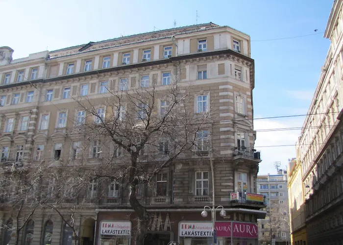 Herberg: Friends Hostel & Apartments